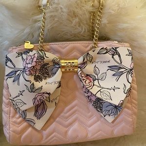 Bow Purse
